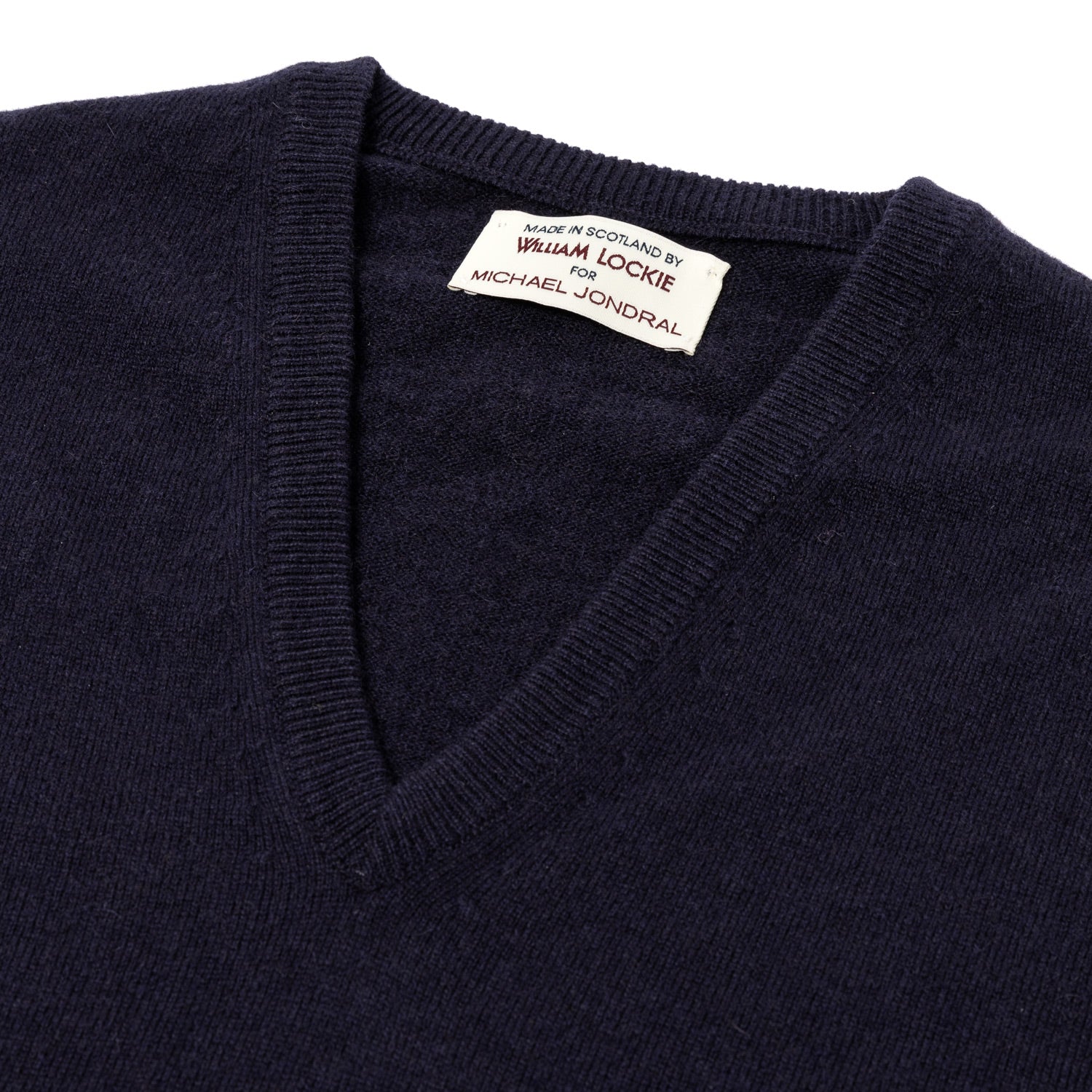 Sweater "Oxton Vee" made from fine Scottish 1 Ply Cashmere